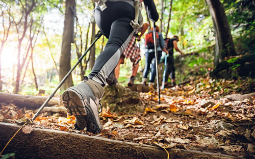 Simply better grip when hiking - with foot cushions